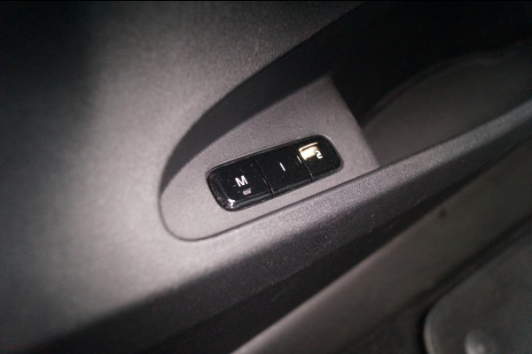 Polestar 2 Long Range Dual Motor 78kWh Launch Edition -PANO-TREKHAAK-