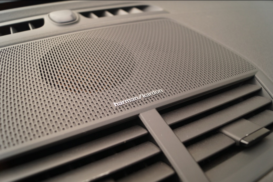 Polestar 2 Long Range Dual Motor 78kWh Launch Edition -PANO-TREKHAAK-