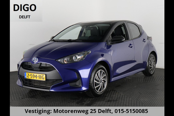 Toyota Yaris 1.5 HYBRID BI-TONE AUTOMAAT NAVI GARANTIE 6-2032 PARKEERCAMERA.APPLE /ANDROID CARPLAY