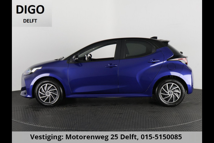 Toyota Yaris 1.5 HYBRID BI-TONE AUTOMAAT NAVI GARANTIE 6-2032 PARKEERCAMERA.APPLE /ANDROID CARPLAY