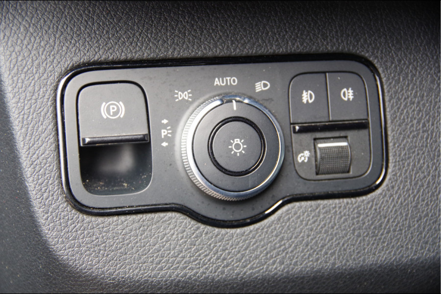 Mercedes-Benz Sprinter 316 2.2 CDI L2H2 LED, LEDER, 3.5T TREKHAAK, MBUX10'', 360 CAMERA, ADAPT. CRUISE, NAVI, CLIMA, PARKEERSENSOREN