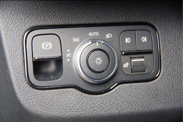 Mercedes-Benz Sprinter 316 2.2 CDI L2H2 LED, LEDER, 3.5T TREKHAAK, MBUX10'', 360 CAMERA, ADAPT. CRUISE, NAVI, CLIMA, PARKEERSENSOREN