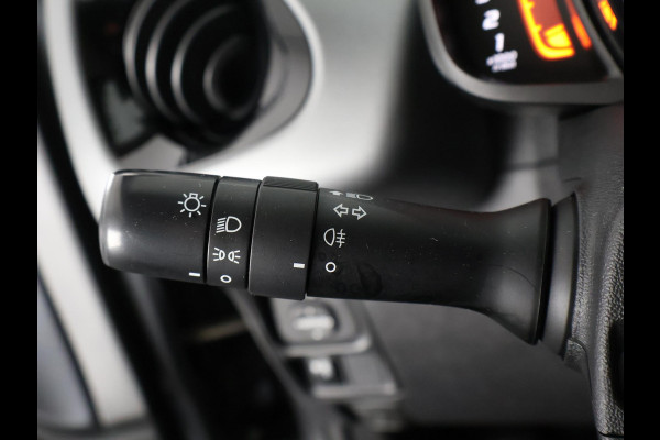 Toyota Aygo 1.0 VVT-i X-PLAY AUTOMAAT GARANTIE TOT 10-2031 BIJNA 2022. APPLE CARPLAY & ANDROID AUTO . ACHTERUITRIJ CAMERA .