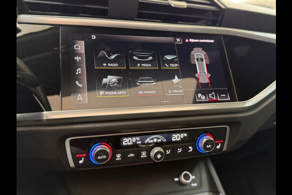 Audi Q3 45 TFSI e S Edition | S-Line | Pano | Trekhaak | Virtual Cockpit | Carplay | Half Leer | 19' inch Audi Q3 45 TFSI e S Edition | S-Line | Pano | Trekhaak | Virtual Cockpit | Carplay | Half Leer | 19' inch