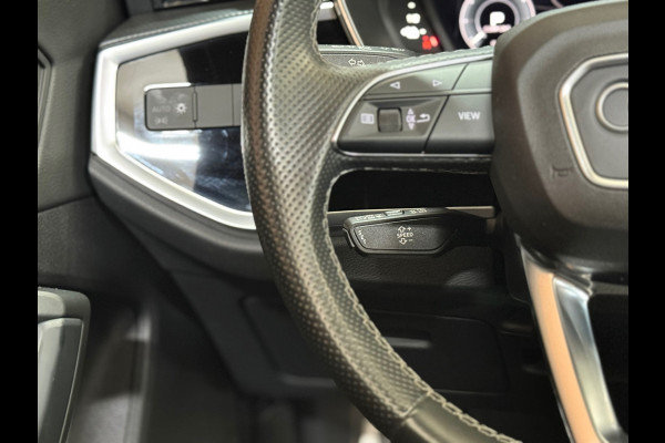 Audi Q3 45 TFSI e S Edition | S-Line | Pano | Trekhaak | Virtual Cockpit | Carplay | Half Leer | 19' inch Audi Q3 45 TFSI e S Edition | S-Line | Pano | Trekhaak | Virtual Cockpit | Carplay | Half Leer | 19' inch