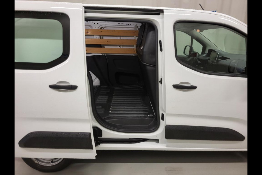 Peugeot Partner 1.2PureTech 111pk Benzine!