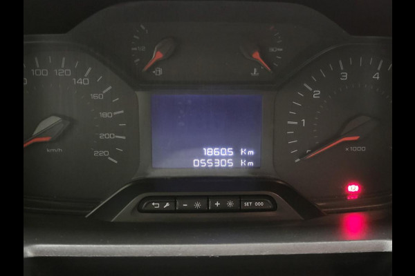 Peugeot Partner 1.2PureTech 111pk Benzine!