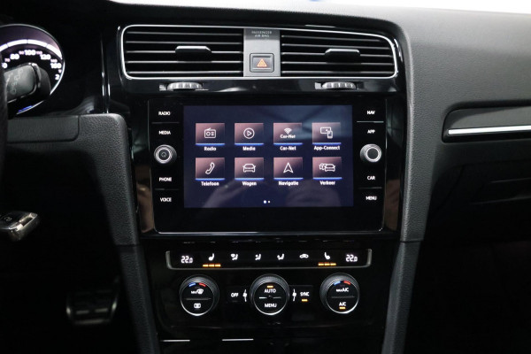 Volkswagen Golf 2.0 TSI 4Motion R 310PK AKRAPOVIC/LED/PANO/ALCANTARA+S.VERWARMING/DYNAUDIO/19"LMV/CAM/ACC/ECC/12 MDN GARANTIE!