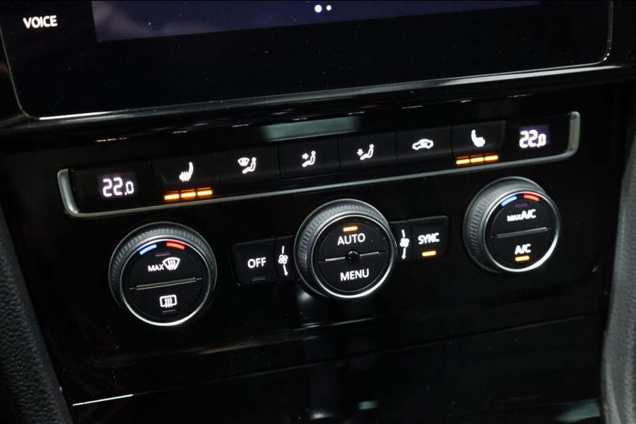 Volkswagen Golf 2.0 TSI 4Motion R 310PK AKRAPOVIC/LED/PANO/ALCANTARA+S.VERWARMING/DYNAUDIO/19"LMV/CAM/ACC/ECC/12 MDN GARANTIE!