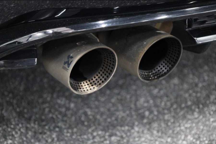 Volkswagen Golf 2.0 TSI 4Motion R 310PK AKRAPOVIC/LED/PANO/ALCANTARA+S.VERWARMING/DYNAUDIO/19"LMV/CAM/ACC/ECC/12 MDN GARANTIE!