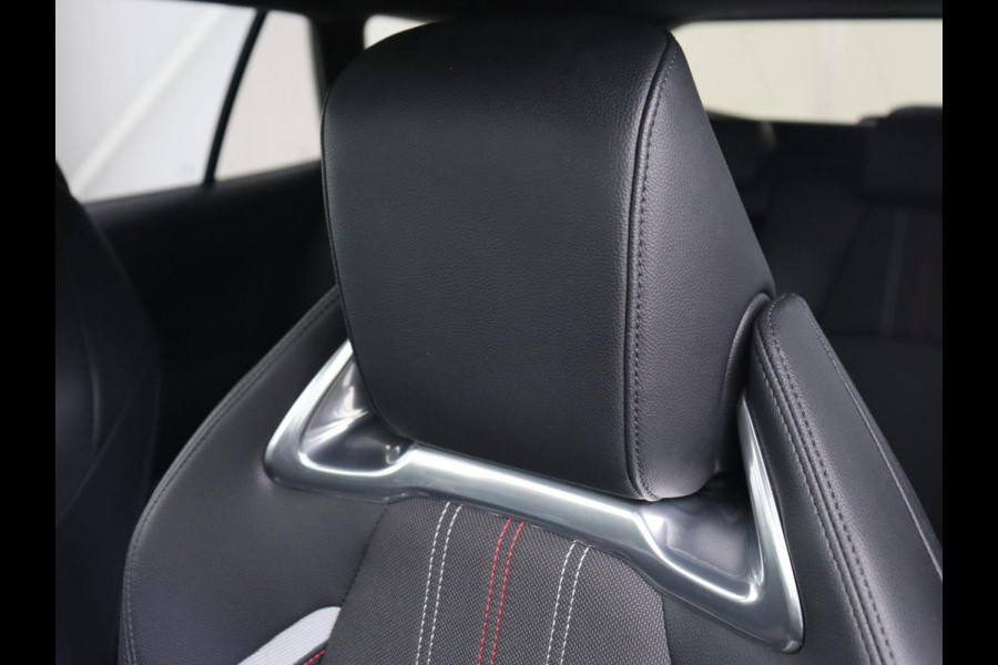 Toyota Corolla 2.0 Hybrid GR-Sport | Trekhaak | Stoelverwarming | Adaptive cruise | Carplay | Navigatie | Keyless | Sportstoelen | Full LED | Half leder | Climate control