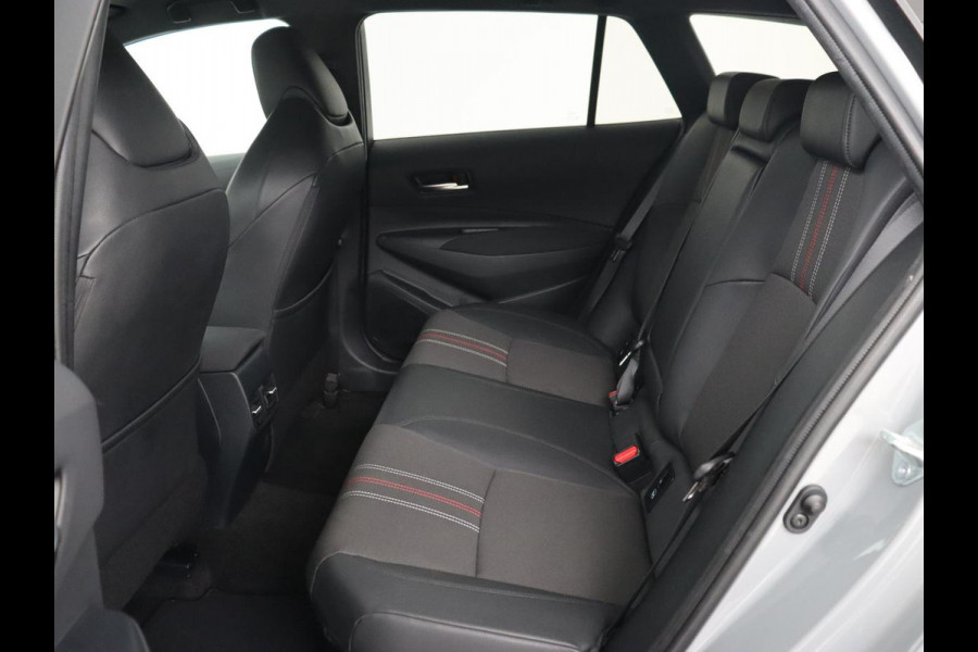 Toyota Corolla 2.0 Hybrid GR-Sport | Trekhaak | Stoelverwarming | Adaptive cruise | Carplay | Navigatie | Keyless | Sportstoelen | Full LED | Half leder | Climate control