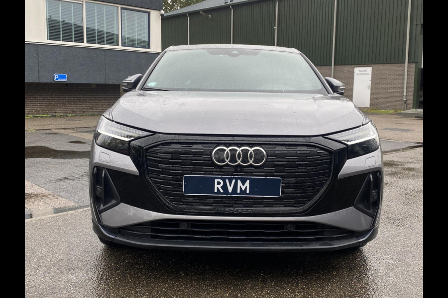 Audi Q4 Sportback e-tron 50 quattro S edition 77 kWh S-LINE IN -ENTERIEUR | PANO | ADD.CRUISE | CAMERA | ELEC STOELEN MET GEHEUGEN | RIJKLAAR GELEVERD Audi Q4 Sportback e-tron 50 quattro S edition 77 kWh S-LINE IN -ENTERIEUR | PANO | ADD.CRUISE | CAMERA | ELEC STOELEN MET GEHEUGEN | RIJKLAAR GELEVERD