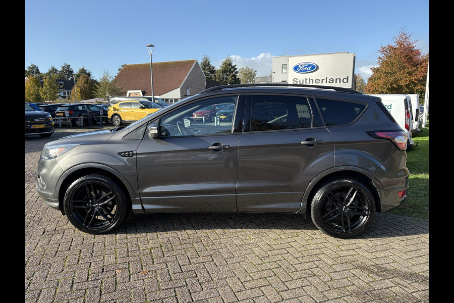 Ford Kuga 1.5 EcoBoost ST-Line 150pk | Trekhaak | Winter Pack | Parkeersensoren | 2000kg Trekgewicht! | Dealer Onderhouden |