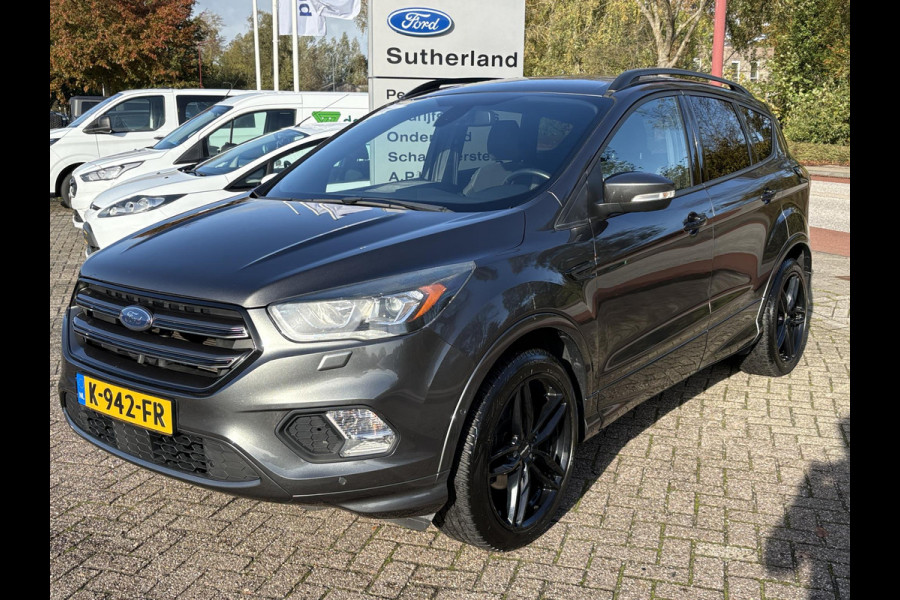 Ford Kuga 1.5 EcoBoost ST-Line 150pk | Trekhaak | Winter Pack | Parkeersensoren | 2000kg Trekgewicht! | Dealer Onderhouden |