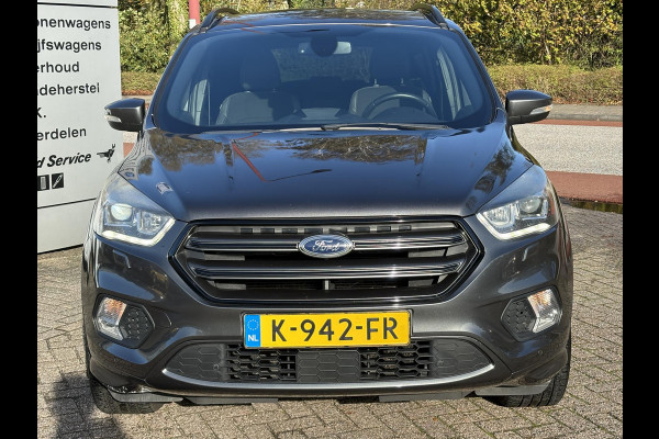 Ford Kuga 1.5 EcoBoost ST-Line 150pk | Trekhaak | Winter Pack | Parkeersensoren | 2000kg Trekgewicht! | Dealer Onderhouden |