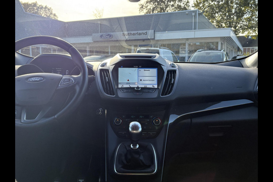 Ford Kuga 1.5 EcoBoost ST-Line 150pk | Trekhaak | Winter Pack | Parkeersensoren | 2000kg Trekgewicht! | Dealer Onderhouden |