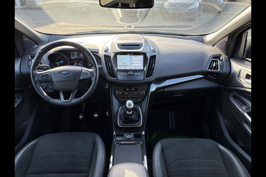 Ford Kuga 1.5 EcoBoost ST-Line 150pk | Trekhaak | Winter Pack | Parkeersensoren | 2000kg Trekgewicht! | Dealer Onderhouden |