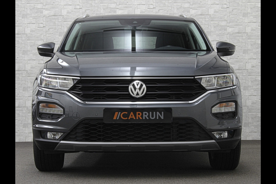 Volkswagen T-Roc 1.5 TSI 150pk DSG | ACC | Origineel NL | BOVAG Garantie | Trekhaak 1500kg | Camera | Lane Assist | Groot Navi | Carplay | Climat Getint Glas | 17'' | Adaptieve Cruise Control | Parkeercamera | Caravantrekker!