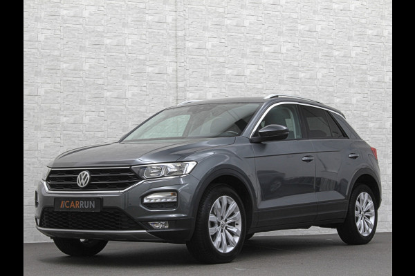 Volkswagen T-Roc 1.5 TSI 150pk DSG | ACC | Origineel NL | BOVAG Garantie | Trekhaak 1500kg | Camera | Lane Assist | Groot Navi | Carplay | Climat Getint Glas | 17'' | Adaptieve Cruise Control | Parkeercamera | Caravantrekker!
