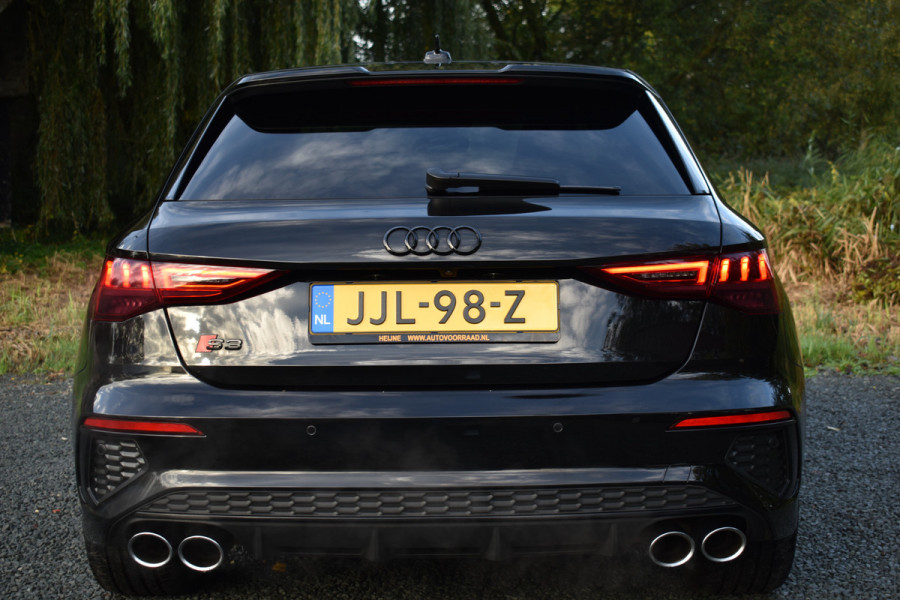Audi S3 Sportback 2.0 TFSI S3 QUATTRO 310PK S-TRON S3-SPORT CAMERA/LEDER/CARPLAY Audi S3 Sportback 2.0 TFSI S3 QUATTRO 310PK S-TRON S3-SPORT CAMERA/LEDER/CARPLAY