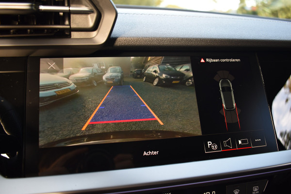 Audi S3 Sportback 2.0 TFSI S3 QUATTRO 310PK S-TRON S3-SPORT CAMERA/LEDER/CARPLAY Audi S3 Sportback 2.0 TFSI S3 QUATTRO 310PK S-TRON S3-SPORT CAMERA/LEDER/CARPLAY