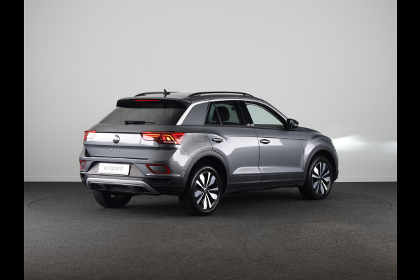 Volkswagen T-Roc 1.0 TSI Life Edition GOAL 115 PK | Private lease vanaf € 519,- pm | Navigatie | automatische Airco | Parkeer assistent |