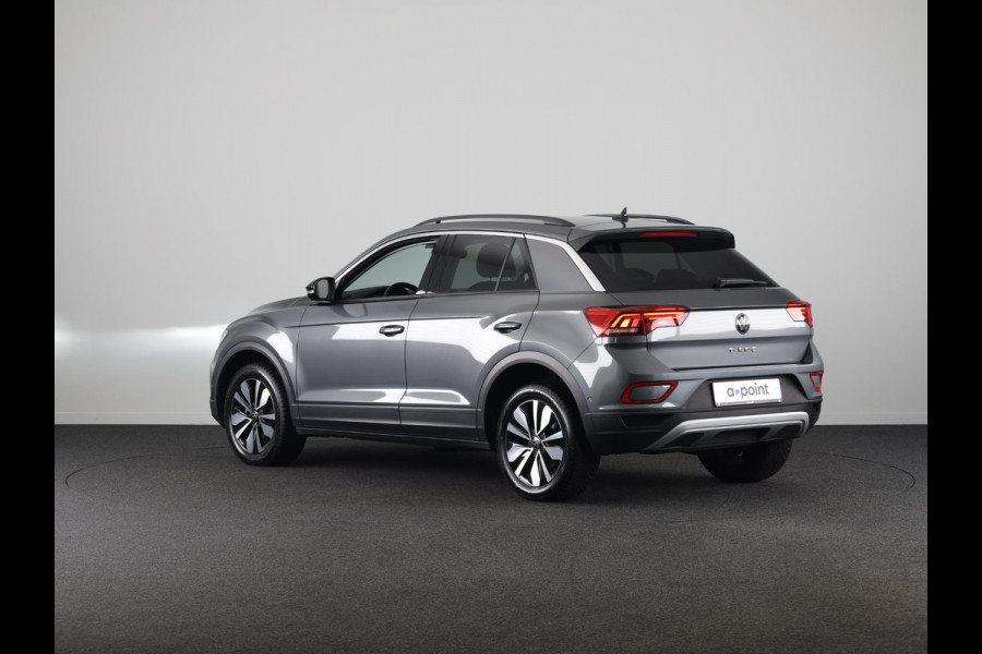 Volkswagen T-Roc 1.0 TSI Life Edition GOAL 115 PK | Private lease vanaf € 519,- pm | Navigatie | automatische Airco | Parkeer assistent |