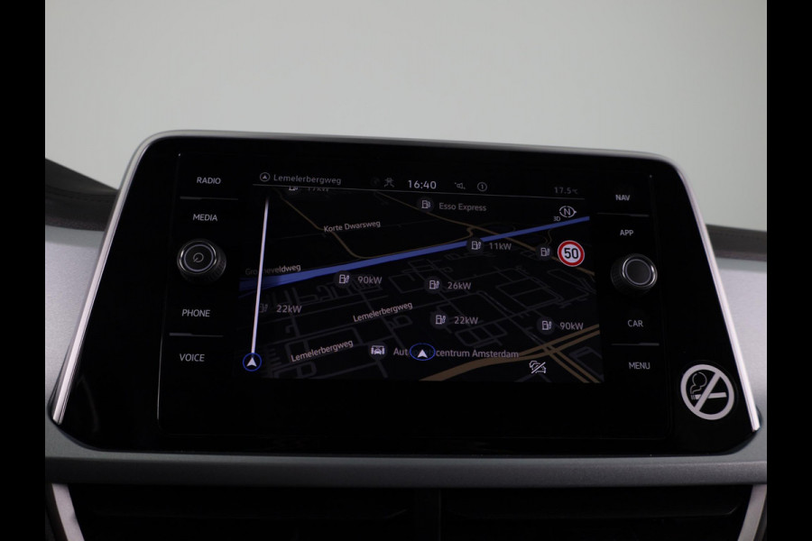 Volkswagen T-Roc 1.0 TSI Life Edition GOAL 115 PK | Private lease vanaf € 519,- pm | Navigatie | automatische Airco | Parkeer assistent |