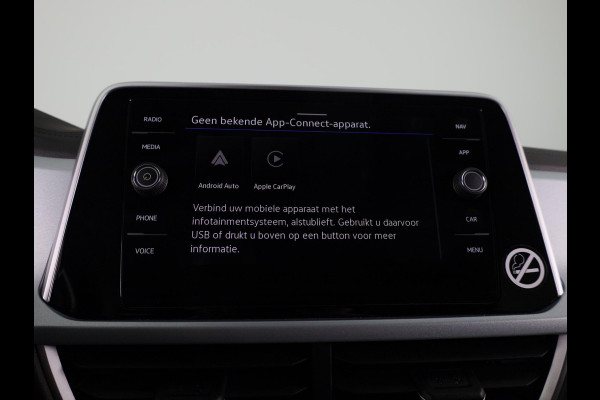 Volkswagen T-Roc 1.0 TSI Life Edition GOAL 115 PK | Private lease vanaf € 519,- pm | Navigatie | automatische Airco | Parkeer assistent |