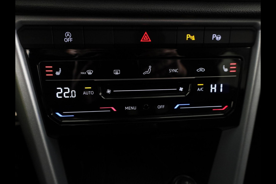 Volkswagen T-Roc 1.0 TSI Life Edition GOAL 115 PK | Private lease vanaf € 519,- pm | Navigatie | automatische Airco | Parkeer assistent |