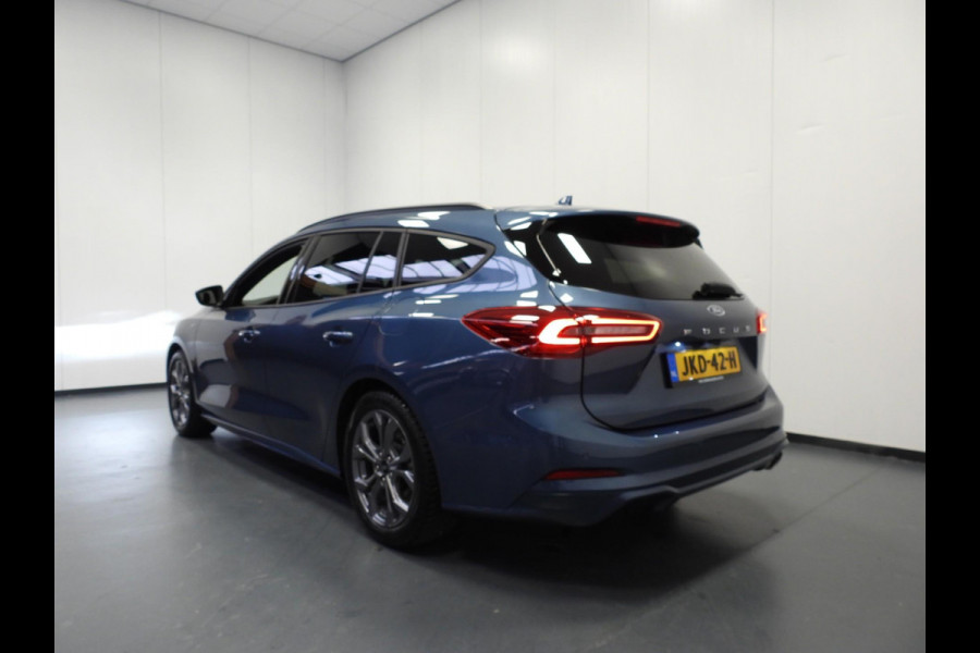 Ford FOCUS Wagon 1.0 EcoBoost Hybrid ST Line NAVI/CAMERA/CLIMA/WINTERPACK/17"LMV! Ford FOCUS Wagon 1.0 EcoBoost Hybrid ST Line NAVI/CAMERA/CLIMA/WINTERPACK/17"LMV!