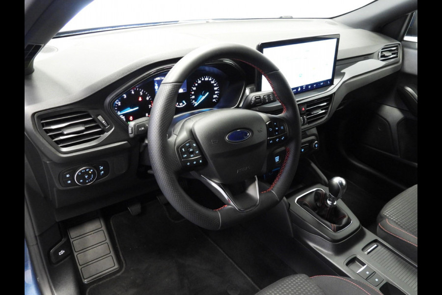 Ford FOCUS Wagon 1.0 EcoBoost Hybrid ST Line NAVI/CAMERA/CLIMA/WINTERPACK/17"LMV! Ford FOCUS Wagon 1.0 EcoBoost Hybrid ST Line NAVI/CAMERA/CLIMA/WINTERPACK/17"LMV!