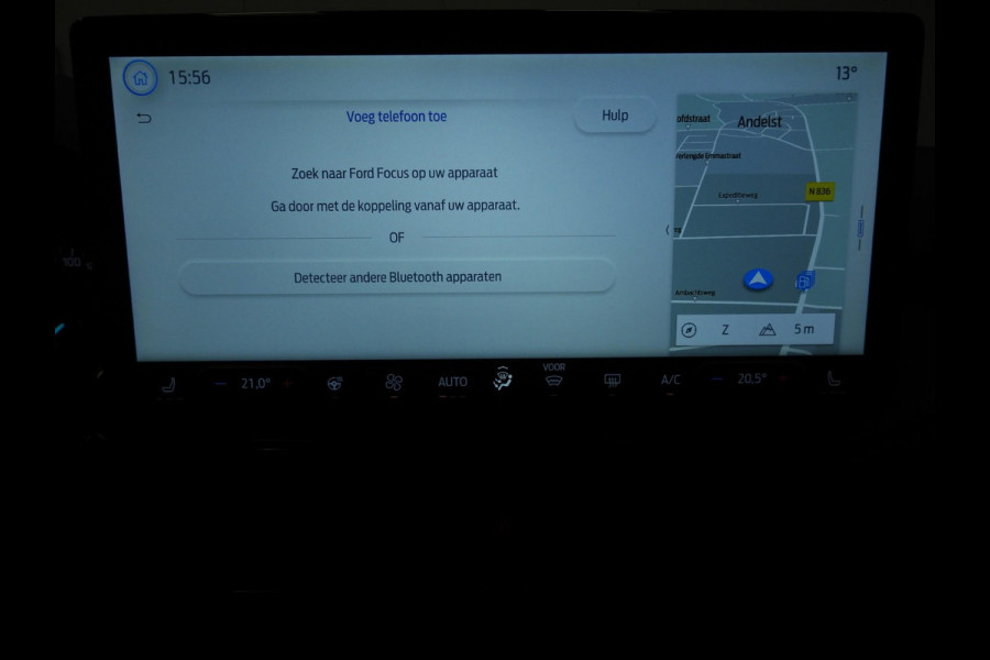 Ford FOCUS Wagon 1.0 EcoBoost Hybrid ST Line NAVI/CAMERA/CLIMA/WINTERPACK/17"LMV! Ford FOCUS Wagon 1.0 EcoBoost Hybrid ST Line NAVI/CAMERA/CLIMA/WINTERPACK/17"LMV!