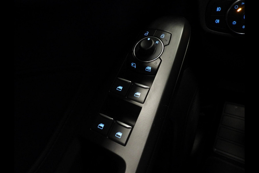 Ford FOCUS Wagon 1.0 EcoBoost Hybrid ST Line NAVI/CAMERA/CLIMA/WINTERPACK/17"LMV! Ford FOCUS Wagon 1.0 EcoBoost Hybrid ST Line NAVI/CAMERA/CLIMA/WINTERPACK/17"LMV!