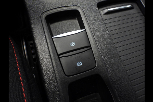 Ford FOCUS Wagon 1.0 EcoBoost Hybrid ST Line NAVI/CAMERA/CLIMA/WINTERPACK/17"LMV! Ford FOCUS Wagon 1.0 EcoBoost Hybrid ST Line NAVI/CAMERA/CLIMA/WINTERPACK/17"LMV!