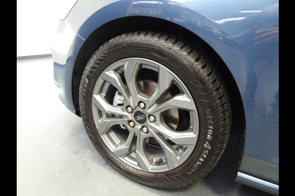 Ford FOCUS Wagon 1.0 EcoBoost Hybrid ST Line NAVI/CAMERA/CLIMA/WINTERPACK/17"LMV! Ford FOCUS Wagon 1.0 EcoBoost Hybrid ST Line NAVI/CAMERA/CLIMA/WINTERPACK/17"LMV!