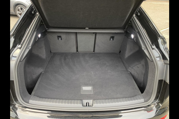 Audi Q4 Sportback e-tron 50 quattro 77 kWh S LINE in- exterieur | HEAD UP DISPLAY | ELECTR. STOELEN+GEHEUGEN | PANORAMADAK RIJKLAARPRIJS INCL. 12MND BOVAG | DEALER ONDERHOUDEN Audi Q4 Sportback e-tron 50 quattro 77 kWh S LINE in- exterieur | HEAD UP DISPLAY | ELECTR. STOELEN+GEHEUGEN | PANORAMADAK RIJKLAARPRIJS INCL. 12MND BOVAG | DEALER ONDERHOUDEN