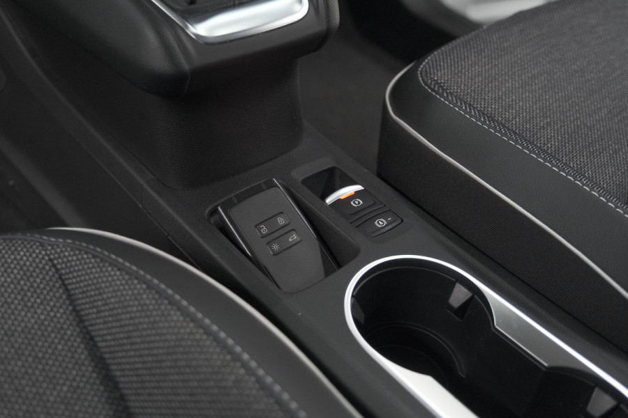 Renault Captur TCe 90 Intens | Trekhaak | Camera | Navigatie | Parkeersensoren | Apple Carplay