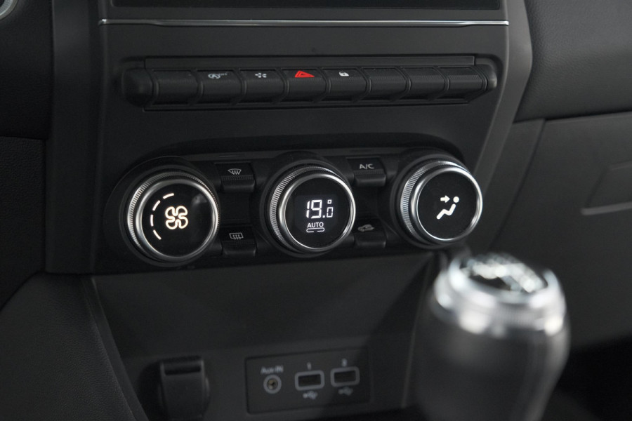 Renault Captur TCe 90 Intens | Trekhaak | Camera | Navigatie | Parkeersensoren | Apple Carplay