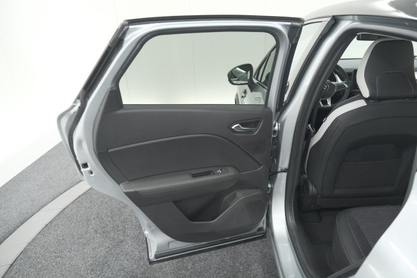Renault Captur TCe 90 Intens | Trekhaak | Camera | Navigatie | Parkeersensoren | Apple Carplay