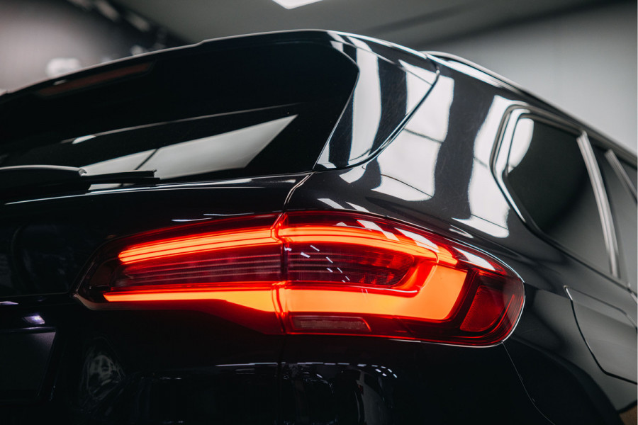 BMW X5 xDrive45e High Executive | M-Stoelen | Pano | Head-Up | Luchtvering | 360 Camera |