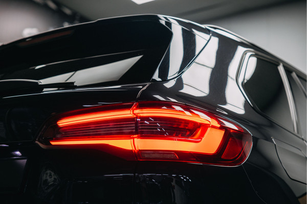 BMW X5 xDrive45e High Executive | M-Stoelen | Pano | Head-Up | Luchtvering | 360 Camera |