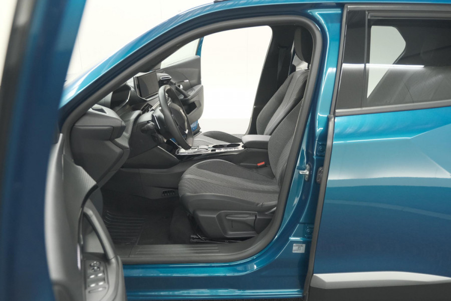 Peugeot 2008 Hybrid 136 e-DCS6 Allure | 360 Camera | Adaptieve Cruise Control | Dodehoekdetectie