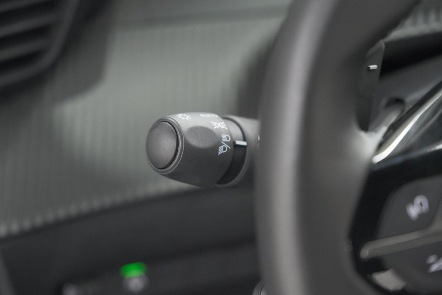 Peugeot 2008 Hybrid 136 e-DCS6 Allure | 360 Camera | Adaptieve Cruise Control | Dodehoekdetectie