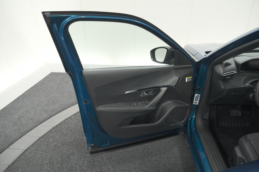 Peugeot 2008 Hybrid 136 e-DCS6 Allure | 360 Camera | Adaptieve Cruise Control | Dodehoekdetectie