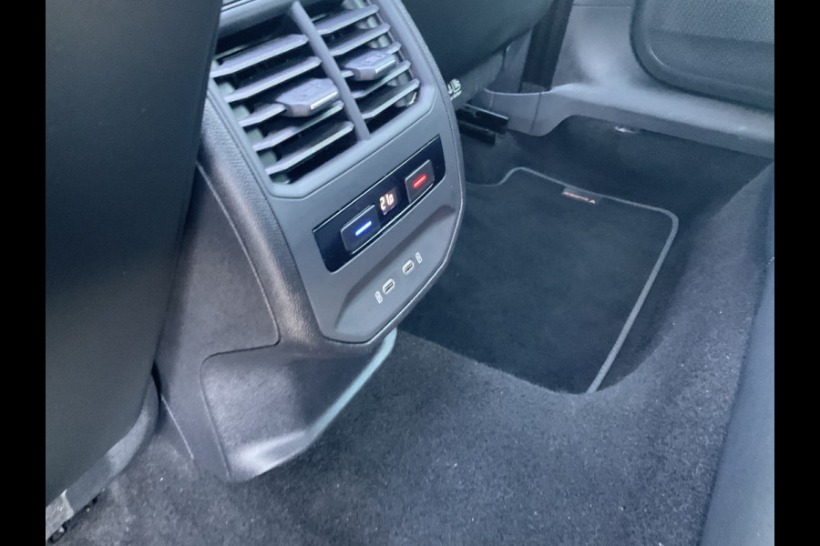 CUPRA Formentor 1.5 TSI Pano.dak Adap.Cruise Memory Keyless Stoel/Stuurverw Leder Vol opties!