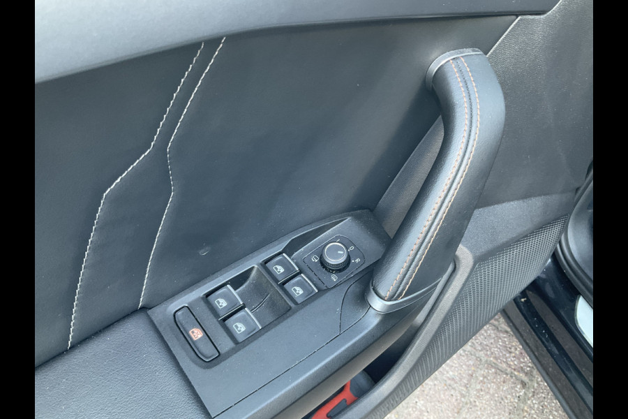 CUPRA Formentor 1.5 TSI Pano.dak Adap.Cruise Memory Keyless Stoel/Stuurverw Leder Vol opties!