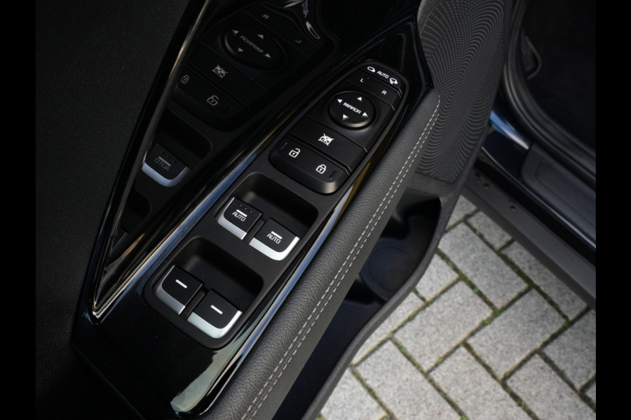 Kia Niro 1.6 GDi Hybrid DynamicLine | Navigatie | DAB | Climate Control | Trekhaak