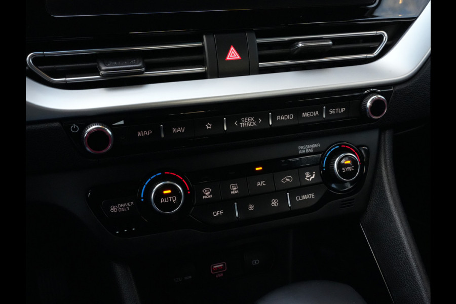 Kia Niro 1.6 GDi Hybrid DynamicLine | Navigatie | DAB | Climate Control | Trekhaak